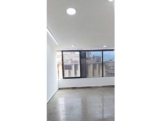 Foto 9 de Venta oficina local en La Candelaria, Medellín Edificio Roldano