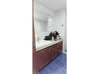 Foto 11 de Venta oficina local en La Candelaria, Medellín Edificio Roldano