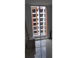 Foto 2 de LUXA VENDE HERMOSO APARTAMENTO . EDIFICIO MARSELLA .8 PISO. 80 MTS2.