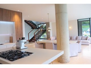 Foto 3 de ESPECTACULAR CASA EN  CALI SUR PANCE