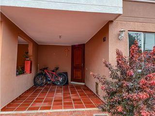 Foto 4 de JC - SE VENDE HERMOSA CASA EN SECTOR