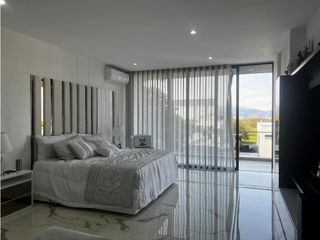 Foto 6 de JC- Venta de Casa de Lujo en Pance, Cali 🌟