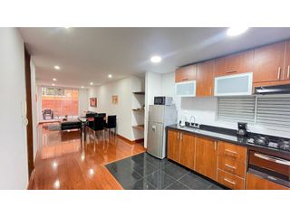 Foto 4 de Arriendo Apartaestudio Amoblado con Terraza en Santa Bárbara Bogotá
