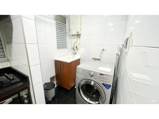 Foto 6 de Arriendo Apartaestudio Amoblado con Terraza en Santa Bárbara Bogotá