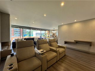 Foto 4 de SE VENDE MAGNFICO APARTAMENTO CON TERRAZA PRIVADA EN COLINA