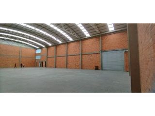 Foto 1 de ARRIENDO BODEGA 1100M2 ZIPAQUIRA  CON 150KVA EN PARQUE INDUSTRIAL.