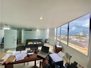 Foto 24 de ARRIENDO OFICINA DE 150M2 EN EL CENTRO HISTÓRICO