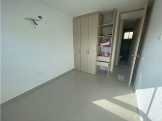 Foto 14 de Apartamento en arriendo en Miramar