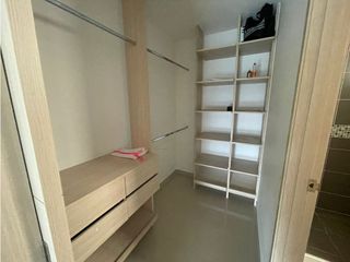 Foto 20 de Apartamento en arriendo en Miramar