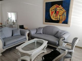 Foto 2 de Venta de amplia casa en el Jardín Santa Marta -FV