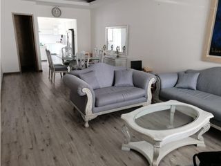 Foto 3 de Venta de amplia casa en el Jardín Santa Marta -FV