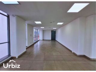 Foto 4 de Arriendo Oficina de 160 m² en la Autopista Norte - Ascensor Panorámico