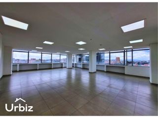 Foto 5 de Arriendo Oficina de 160 m² en la Autopista Norte - Ascensor Panorámico