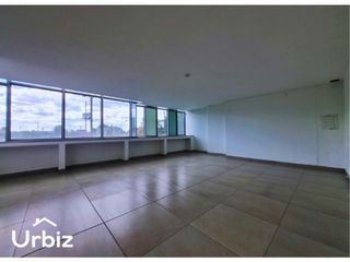 Foto 3 de Arriendo Oficina de 56 m² en la Autopista Norte - Ascensor Panorámico
