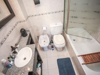 Foto 17 de Piso de 3 ambientes con excelente Luminosidad y con Terraza propia en el 7° piso con parrilla