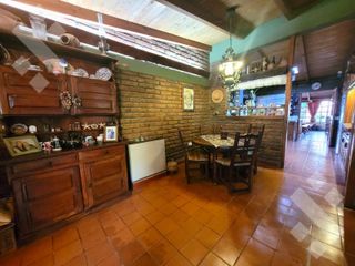 Foto 17 de Venta casa 4 dorm. Canal V Neuquen -
