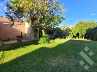 Foto 24 de Venta casa 4 dorm. Canal V Neuquen -