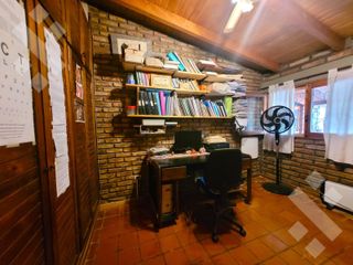Foto 23 de Venta casa 4 dorm. Canal V Neuquen -