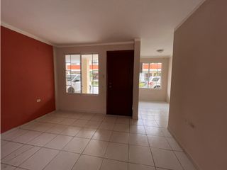 Foto 6 de Venta de Casa en Urbanización San Patricio, Machala