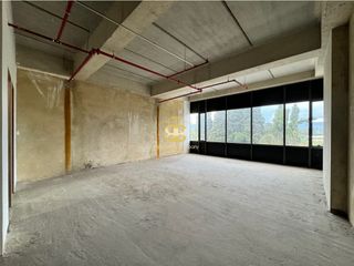 Foto 1 de SE VENDE MAGNIFICA OFICINA EN CHIA FRENTE A FONTANAR