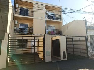 Foto 1 de Departamento en venta en Ramos Mejia Sur