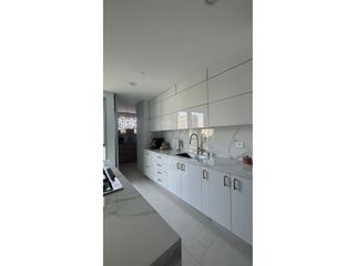 Foto 12 de VENTA DE ESPECTACULAR APARTAMENTO AMPLIO EN SECTOR DE RIOMAR