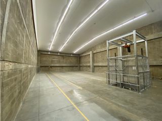 Foto 12 de Bodega en venta en Sabaneta