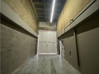 Foto 31 de Bodega en venta en Sabaneta