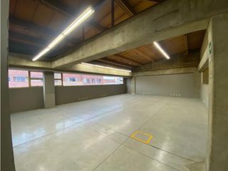 Foto 27 de Bodega en venta en Sabaneta