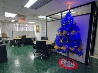 Foto 2 de Alquiler de oficina en edificio empresarial en Kennedy Norte