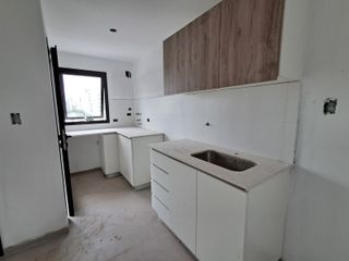 Foto 3 de Departamento en  venta en La Plata