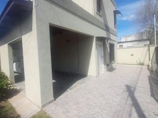 Foto 37 de Casa en venta - 2 Dormitorios 2 Baños - 85Mts2 - Lobos