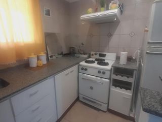 Foto 5 de Casa en venta - 2 Dormitorios 2 Baños - 85Mts2 - Lobos