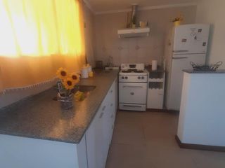 Foto 4 de Casa en venta - 2 Dormitorios 2 Baños - 85Mts2 - Lobos