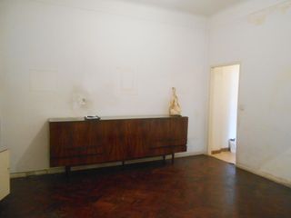 Foto 7 de Depto. de 3 ambientes para reciclar.