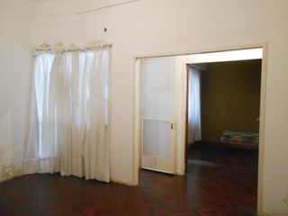 Foto 5 de Depto. de 3 ambientes para reciclar.