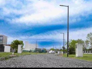 Foto 4 de Terreno en venta - 233Mts2 - Altos del Plata, La Plata
