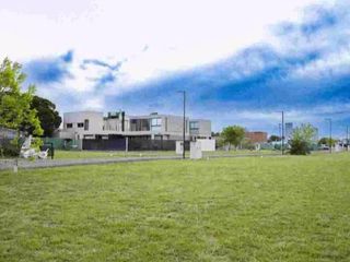 Foto 8 de Terreno en venta - 233Mts2 - Altos del Plata, La Plata