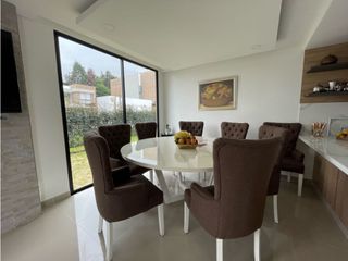 Foto 6 de Vendemos hermosa casa en chía