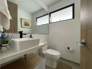 Foto 7 de Vendemos hermosa casa en chía