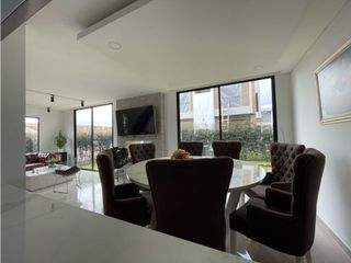 Foto 9 de Vendemos hermosa casa en chía