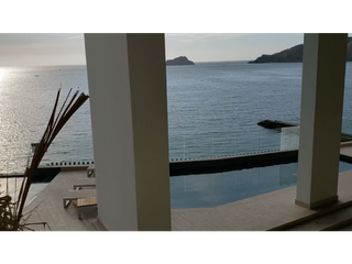 Foto 42 de ARRIENDO APARTAMENTO AMOBLADO PRIMERA LINEA DE PLAYA - RODADERO SUR