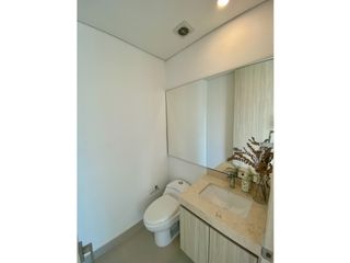Foto 12 de ARRIENDO APARTAMENTO AMOBLADO PRIMERA LINEA DE PLAYA - RODADERO SUR