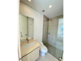 Foto 18 de ARRIENDO APARTAMENTO AMOBLADO PRIMERA LINEA DE PLAYA - RODADERO SUR