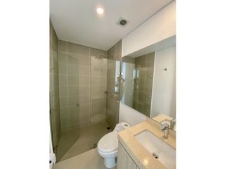 Foto 15 de ARRIENDO APARTAMENTO AMOBLADO PRIMERA LINEA DE PLAYA - RODADERO SUR