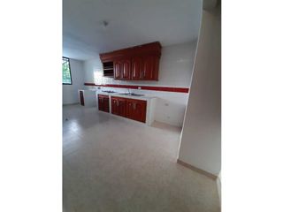 Foto 3 de SE ARRIENDA APARTAMENTO BARRIO LOS CORTIJOS