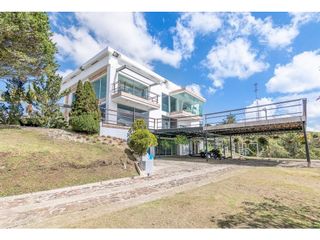 Foto 1 de Casa Amoblada en alquiler Medellin, las Palmas.
