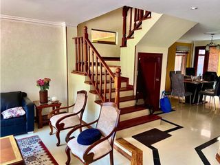 Foto 2 de Vendemos hermosa casa en chía !