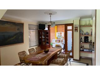 Foto 10 de Vendemos hermosa casa en chía !