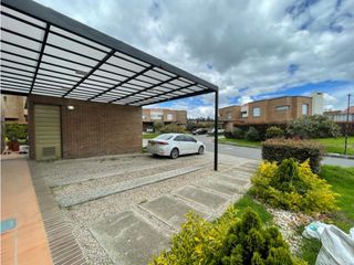 Foto 12 de Rentamos o vendemos hermosa casa en Cota !!